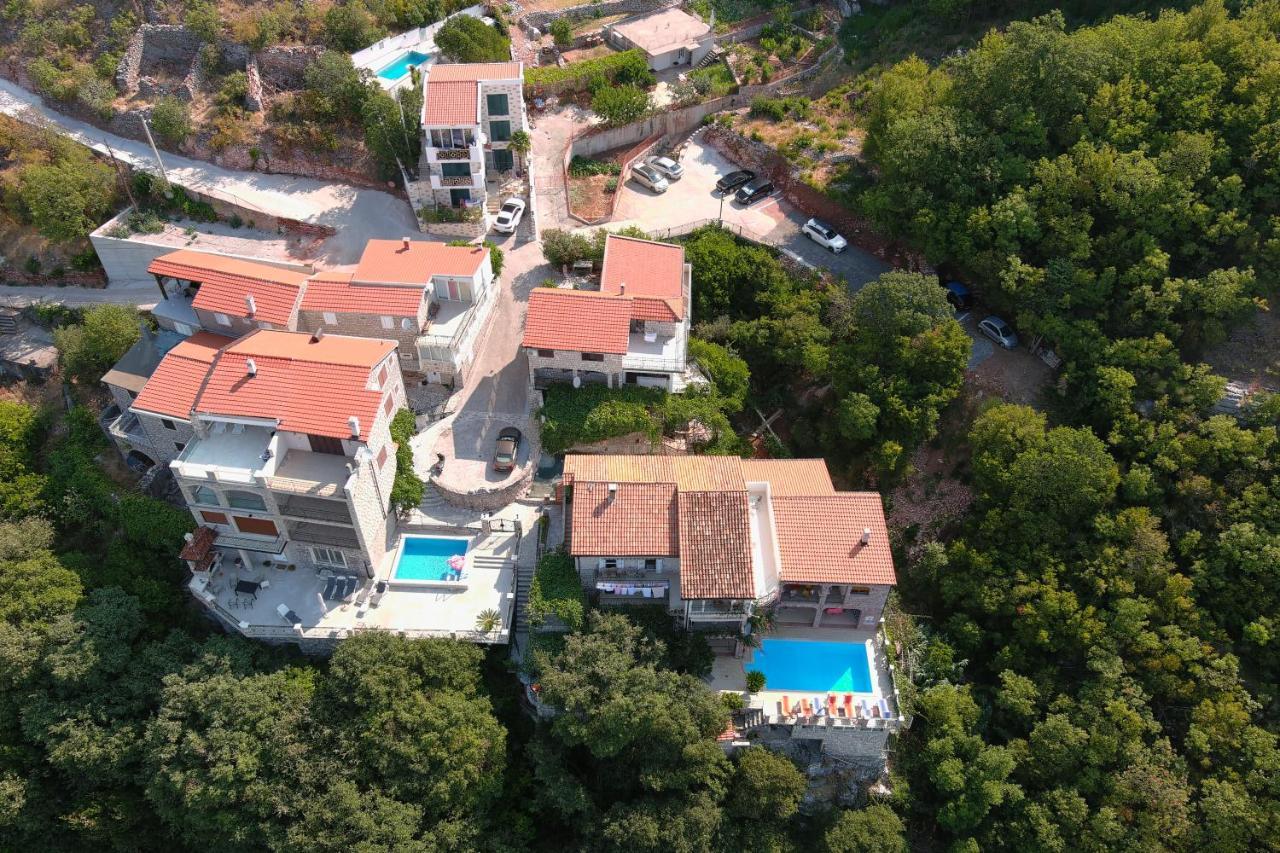 Apartments Villa Cucuk Budva Bagian luar foto