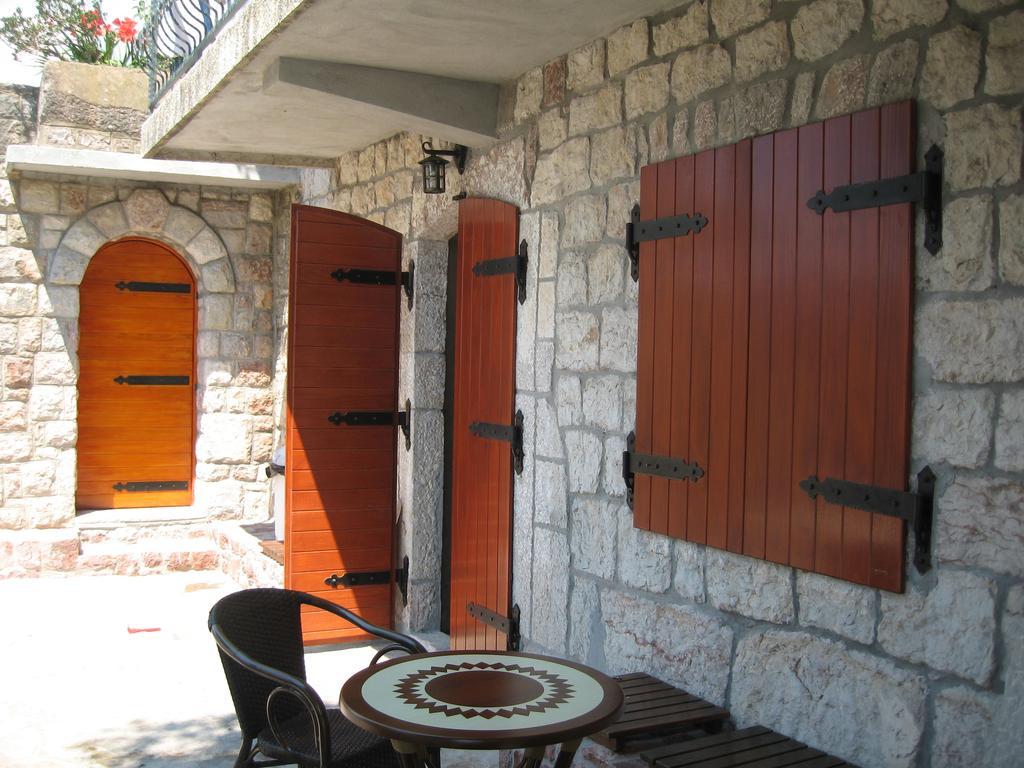 Apartments Villa Cucuk Budva Bagian luar foto